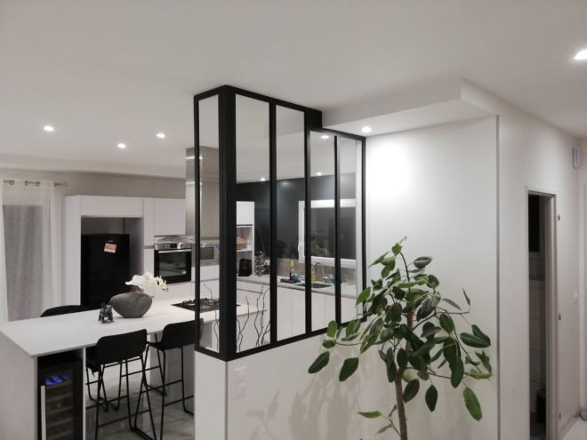 Verriere de Cuisine à Neffes